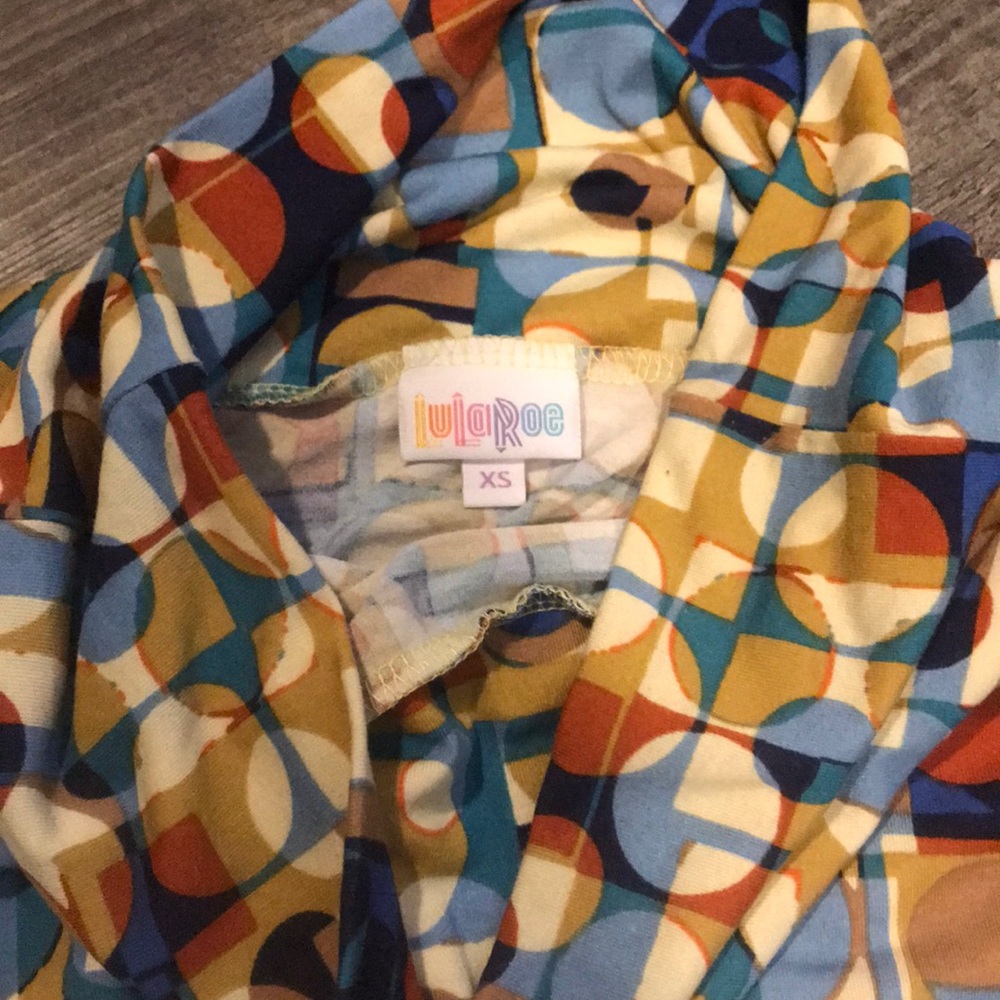 FREE IN A BUNDLE LuLaRoe XS maxi - Picture 3 of 5